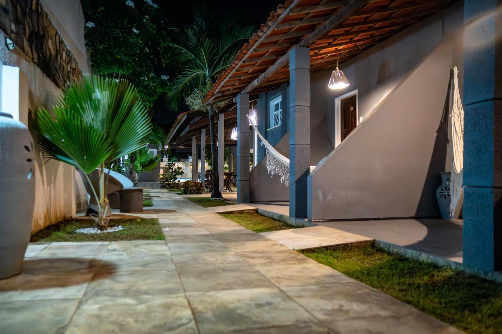 Pousada Coconut Cumbuco Hotel Exterior photo